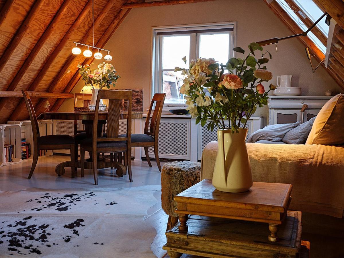 Jagershuistexel Bed & Breakfast Oosterend  Exterior photo